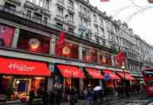 Reliance Buys The British 259 Years Old Toy Maker Hamleys For Rs 620 Crore Reliance Industries buys the world's largest toy shop Hamleys
